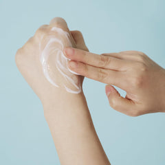 Skin1004 Hyalu-Cica Gentle Cleansing Milk 200ml